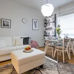 Huoneisto Vasko Luxurious Suites, Kaakkuri *