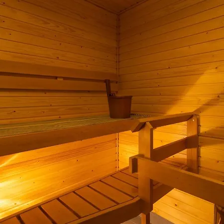 Vasko Luxurious Suites, Kaakkuri Рованиеми